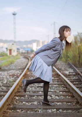 女生制服内射的图片_720免费观看最新